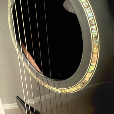 Ovation Celebrity GC-057M (Mid-Depth) 2010 - Black image 1