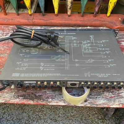 TOA D-3 compact 1U rack-mount 4-channel stereo electronic music mixer image 9