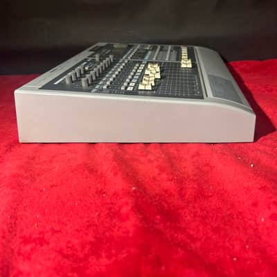Roland VS-880 Digital Studio Workstation 1996 - 1998 - Gray image 11
