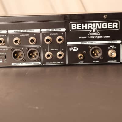 Behringer Bass -Vamp Pro Preamp with Amp Modeling and Effects used image 4