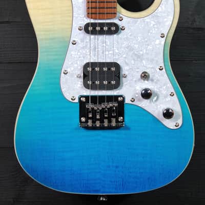Flight Pathfinder TBL Tenor Ukulele Solidbody Electric Blue Fade image 4