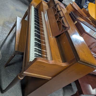 Kohler & Campbell Console Piano SN 616444 70s - Walnut image 3