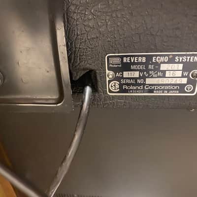 Roland RE-201 Space Echo Tape Delay / Reverb 1974 - 1988 - Black image 9