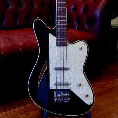 Charvel Surfcaster Bass 1992 Black image 1