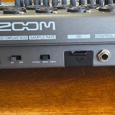 Zoom LiveTrak L-20 Digital Mixer / Recorder 2010s - Grey / Blue image 5