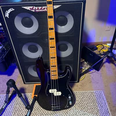 Squier Classic Vibe '70s Precision Bass 2020 - Present - Walnut image 3