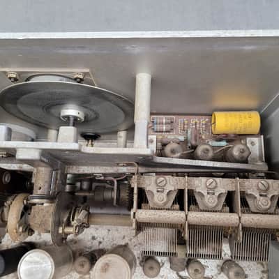 Hewlett Packard Model 650A Test Oscillator - Gray image 13