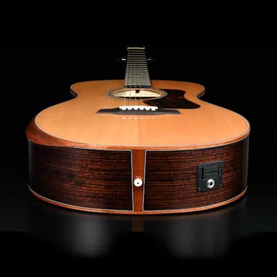 Walden G803RE-G Natura All-Solid Sitka/Ovangkol Armrest Grand Auditorium Acoustic-Electric Gloss Natural w/Gigbag image 2