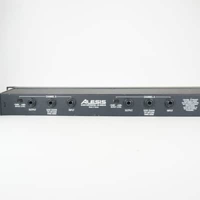 Alesis 3630 Compressor RMS/Peak Dual Channel Compressor Limiter with Gate image 2