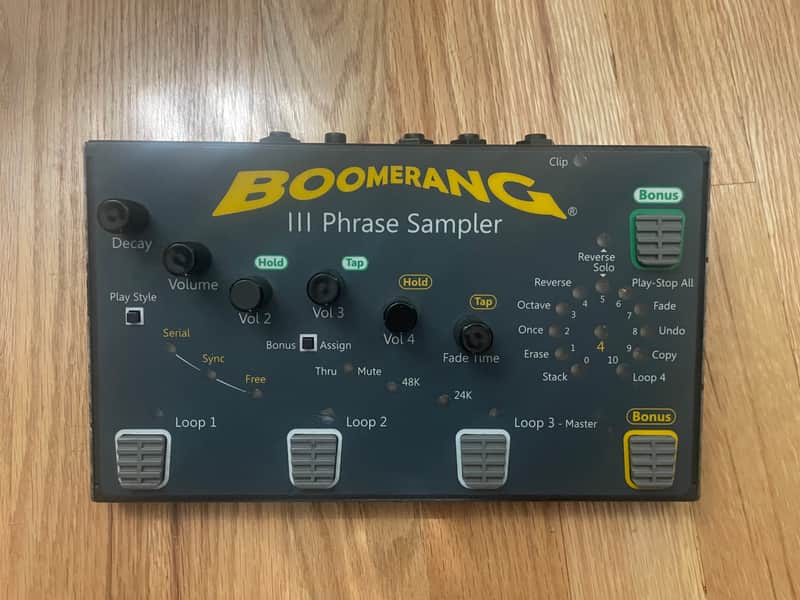 Boomerang III Phrase Sampler 2010s - Black image 1