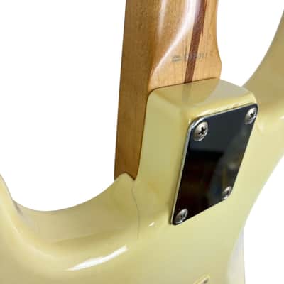 Fender Japan ST-45 Stratocaster 2004-2005 - Vintage White image 7