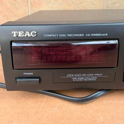 TEAC Model: CD-RW890MKII Compact Disc Recorder SN: 9100467 image 2