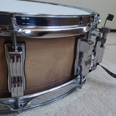 Ludwig LS401 Classic Maple 5x14" 10-Lug Snare Drum 1998 - Present - Natural Maple Lacquer image 5