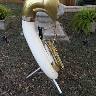Conn 36K Sousaphone Fiberglass With Brass Bell (Hybrid) - Lacquer image 17
