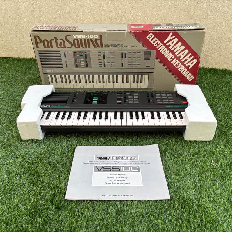 Yamaha VSS-100 - Black image 1