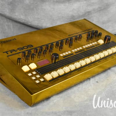 Roland TR-909 Rhythm Composer Rare Gold Edition in Near Mint Condition image 4