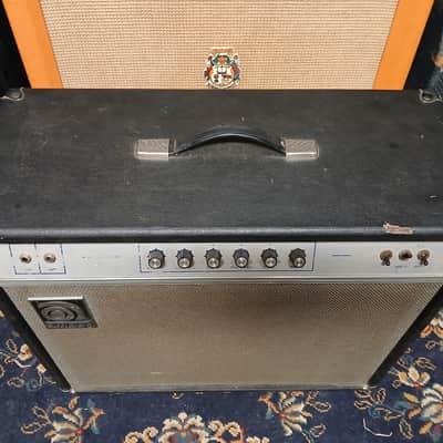 1970-72 Ampeg VT-22 100-Watt 2x12" Guitar Combo Serviced F&T Capacitors Vintage 7027A image 2