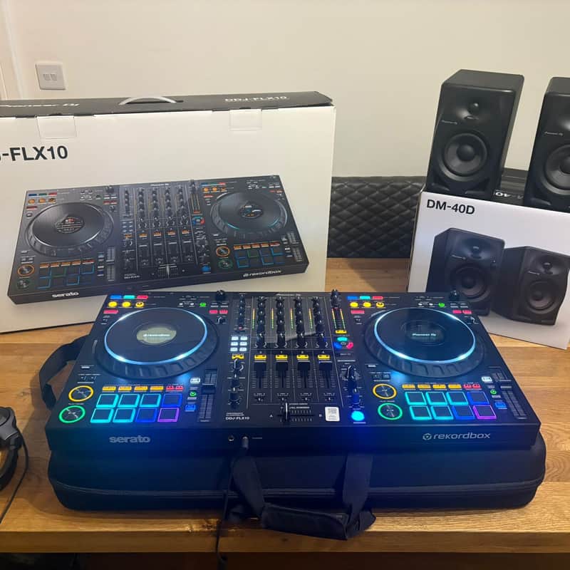 2023 Pioneer FLX10 Bundle Like new
