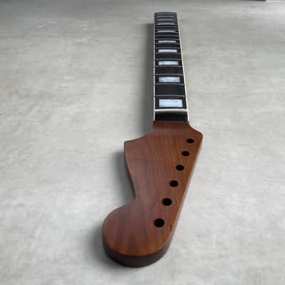 Roasted Maple Jazzmaster neck - Rosewood fretboard - Nitro Satin - Heel adjusted image 7