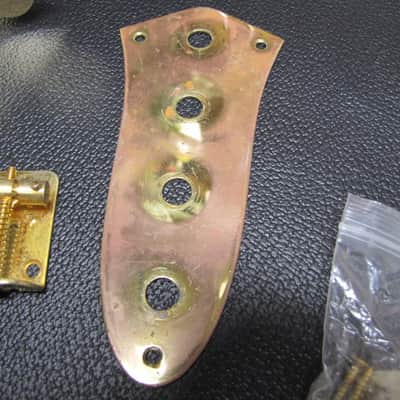 Fender Jazz Bass Hardware Set 1982 Gold image 8