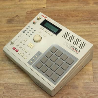 Akai Mpc2000 32 Mb [C9715 02706] (07/21)