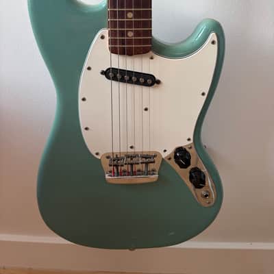 Fender Musicmaster 1975 - Daphne Blue image 2