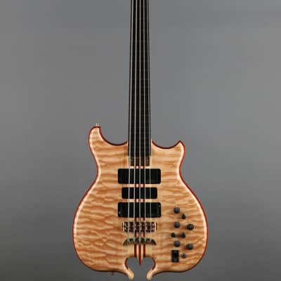 Alembic Series  II Five String Fretless Active Bass image 21
