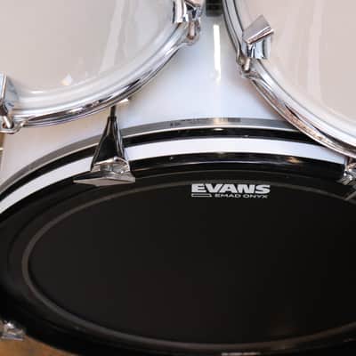Remo 4pc Quadura Drum Set White image 11