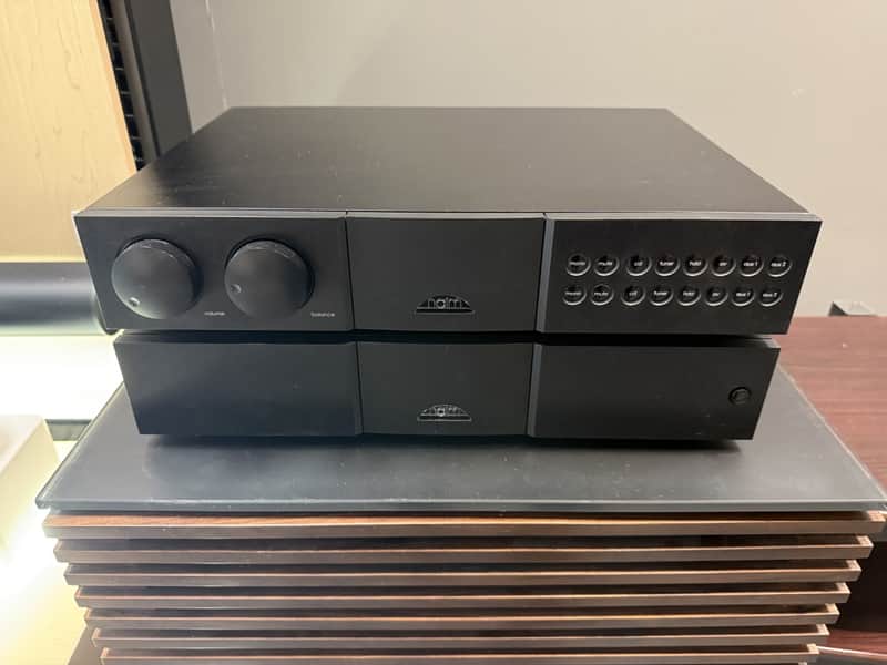 Naim NAC 552 Preamplifier + 552 DR Power Supply (Preowned - Complete Package)