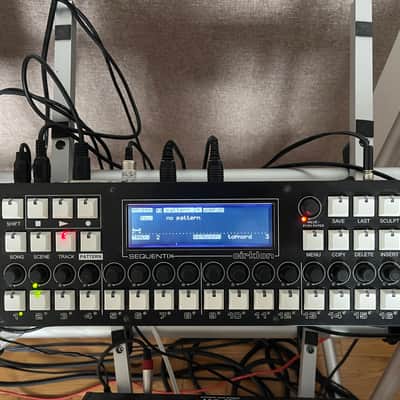Sequentix Cirklon V1 Sequencer 2012 - 2018 - Black image 1