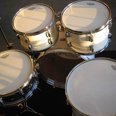 Pearl MAXWIN drums / 5-piece Shell Kit / Vintage (70's) snow white/ coffin-shaped lugs image 9
