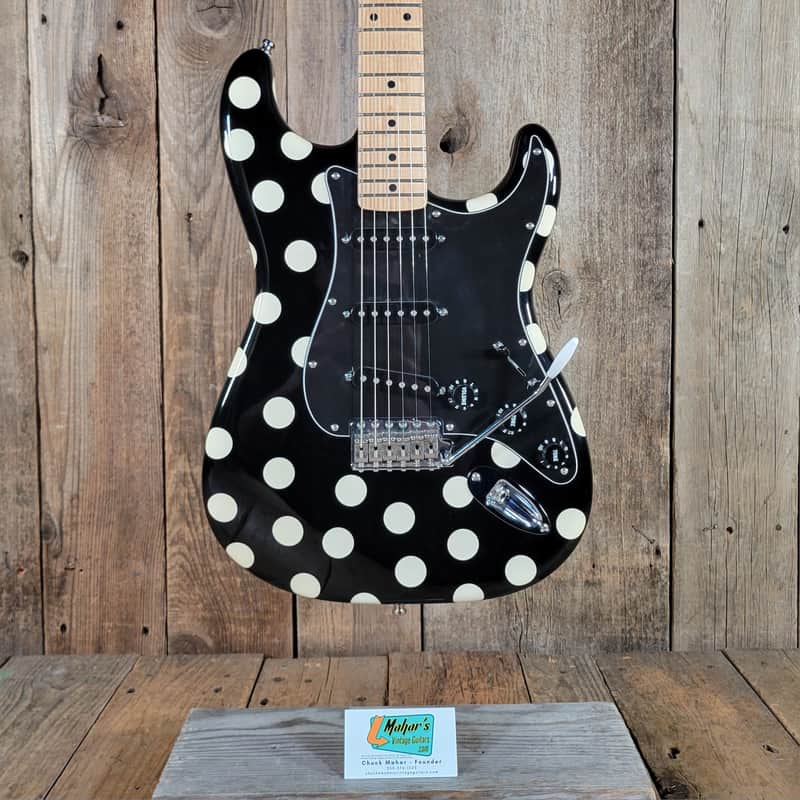 Fender Buddy Guy Stratocaster 2021 - Black and White Polka Dot