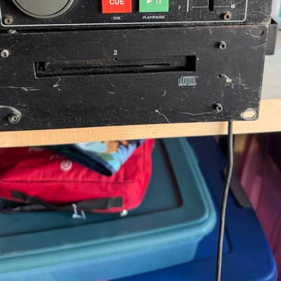 Denon DN-2500F Dual CD Player + Controller – Partial Test, Trays Won’t Open image 6