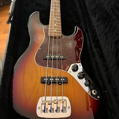 G&L JB 2021 - 3 tone Sunburst image 1