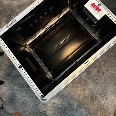 Gator GR-8L Standard 8U 19" Rack Case 2010s - Black image 11