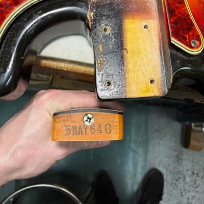 Fender 1964 Precision Bass, Sunburst image 15
