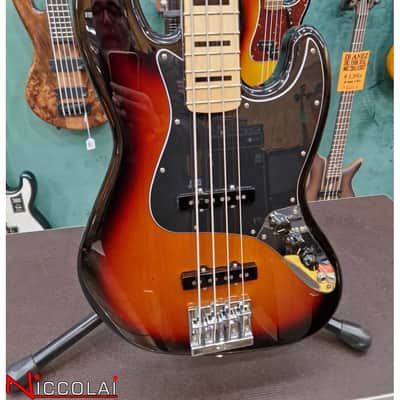 Fender Geddy Lee Jazz Bass, Maple Fingerboard, 3-Color Sunburst Demo image 1