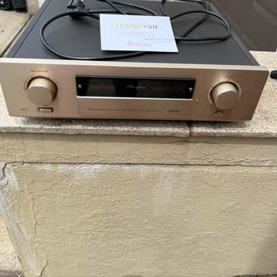 ACCUPHASE DC330 PREAMPLIFIER HIFI DC330 2005 - Gold image 1