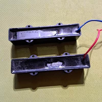 Rogue Series III 5-String Bass pickups image 4