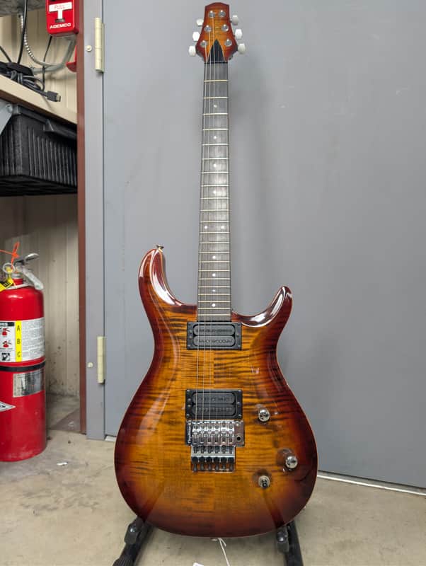 Carvin CT-4 burst image 1