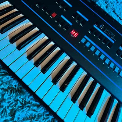 Sequential Prophet VS 61-Key Synthesizer Local Pickup image 2