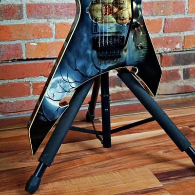 (Video Demo) Jackson USA Custom Shop Extreme Masterbuilt Special Shape 2009 Demon Graphic image 3