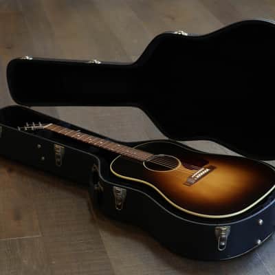 2015 Gibson J-45 True Vintage Acoustic/ Electric Guitar Vintage Sunburst + OHSC image 20