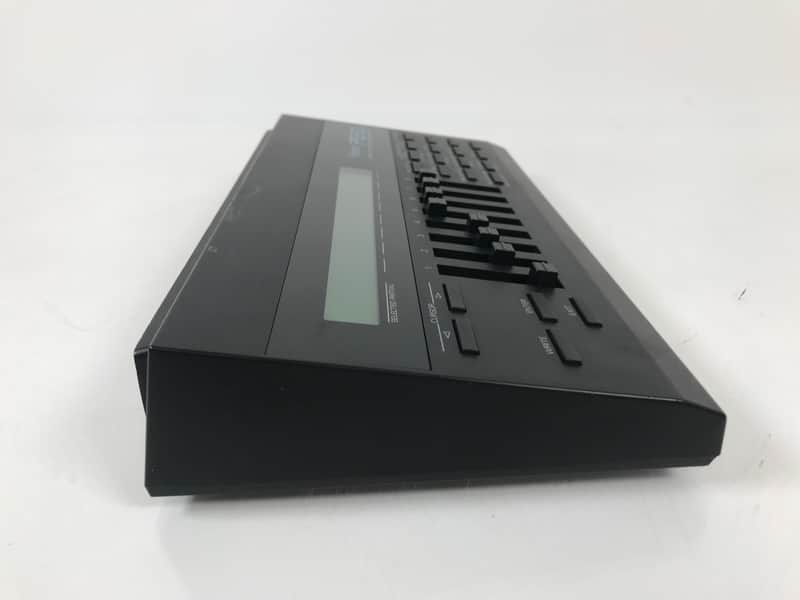 Roland PG-10 Synthesizer Programmer | Reverb Belgium