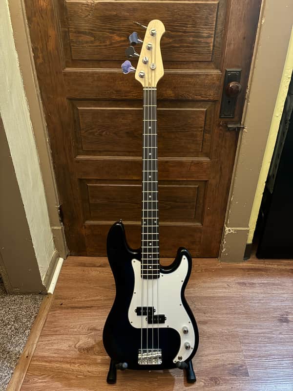 Unknown P-Style bass 2010s - blue burst image 1