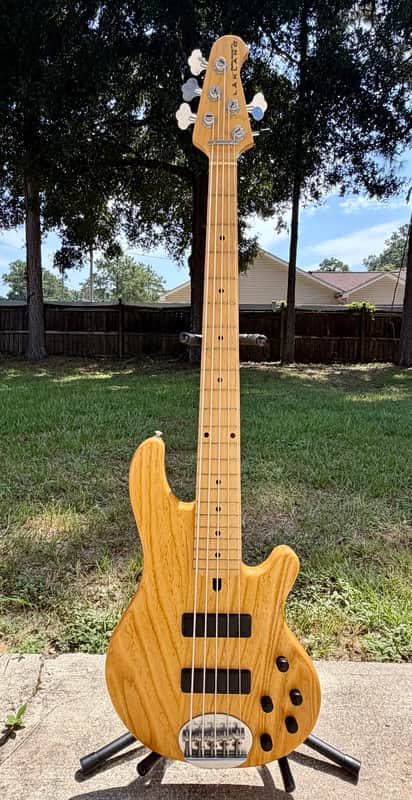 Lakland Skyline 55-01 Standard