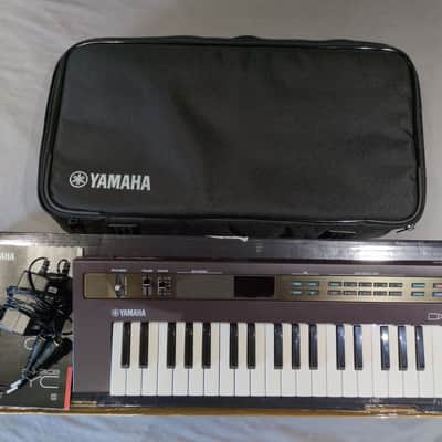 Yamaha Reface DX Mini synth