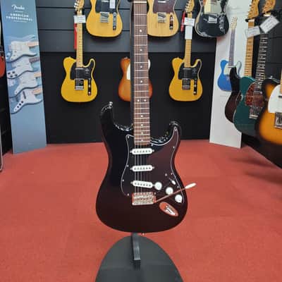 Squier Classic Vibe '70s Stratocaster with Laurel Fretboard 2019 - Present - Black