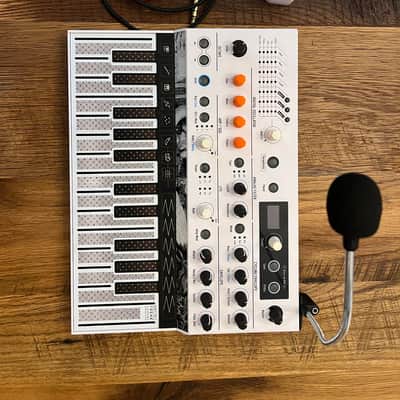 Arturia MicroFreak Vocoder Edition 25-Key Algorithmic Synthesizer
