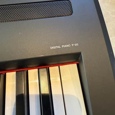 Yamaha P-95B Digital Piano + Stand image 5